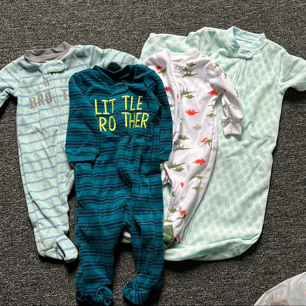 Caters Baby Onesie Set with Fun Prints